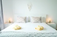 GuestReady - Cliff residence with sea view