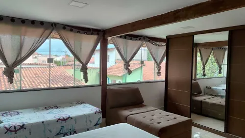 Large house in the center of Araruama with swimming pool - perfect for groups and families!