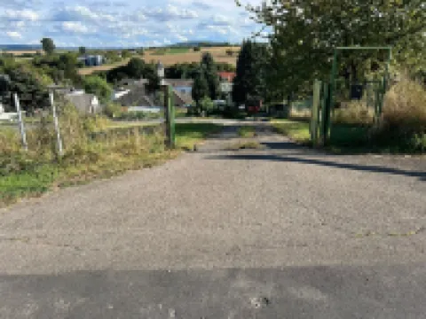 Modern vacation home in the countryside and close to the city!