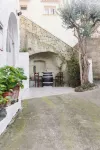 Appartamento in pietra di tufo verde Ischitana, Forio