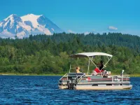 Offut Lake!  Pet friendly cottage with lake access..  Bring your fishing rod!