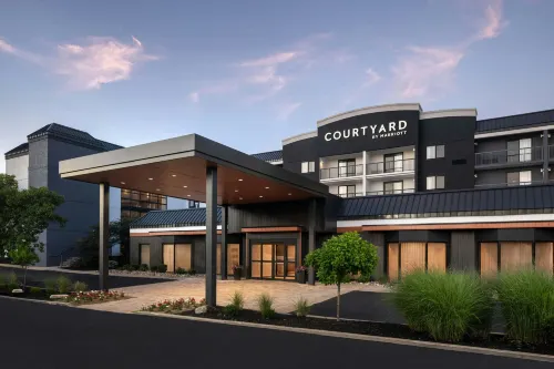 Courtyard Cleveland Beachwood - parking