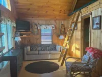 Idlewood Cabin 3