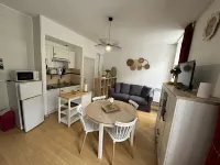 Jolie Studio de Montagne Proche des Pistes de Skis, des Chemins de Randonnées