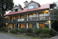 Alpine Chalets Hotel a Whakapapa Village