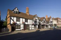 The Kings Arms Hotels in Ealing