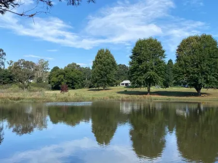 Eagles Rest offers comfortable accommodation situated 9 km outside Greytown Отели в г. Умзиньятхи