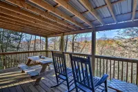 'Nature's Retreat' w/ Hot Tub: 7 Mi to Bryson City