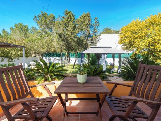 Villa Paz between Relaxation Nature and Waves