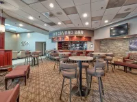 DoubleTree by Hilton Hotel Bloomington - bar