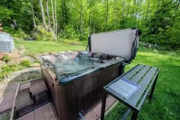 4Bed 3Bath Cabin w/ Hot Tub Near North Conway #TheIntervaleCabin