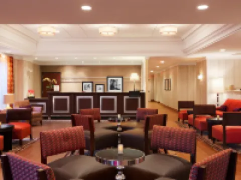 Hampton Inn Boston/Cambridge Hotels in Cambridge