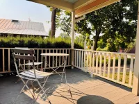 Peaceful 1BR ground floor with garden view - Simple, Stylish, Shelburne Hotels in Shelburne