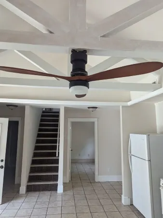 Adorable little lake cottage!