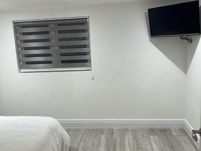 Brand New cosy 2 bedroom apartment with early check in and late check out