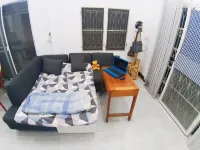 Mj Couch 1or2 person in my living room. Hotel a Pa Phai