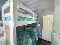 Charming Getaway At Conley Bottom Resort/Lake Cumberland