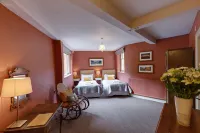 Eller How House - Regency Country House with Gardens and Ornamental Lake