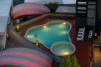 ELISSA HOTEL & SUITES - 泳池