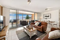The Crest Shoal Bay - Prime Location Amazing Views