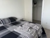 A beautiful view and brand new building Hotel a Oakville