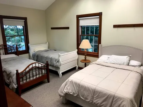 Spacious 2 BR home, just minutes from Berlin, OH. Hotel a Berlin Township