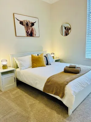 UN!T S!X @the Byron2 bedroom unit in the heart of Inverell Hotels in Inverell