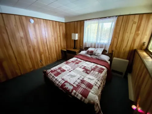 Cabin on the hill Ascutney Vt - 4 bedrooms