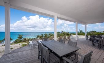 Pink Sands Point 10 Bedroom Estate