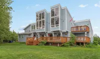 South Anch. Suite Partial Chugach Mountain View
