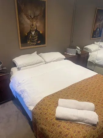 Luxury Accommodation with roof top pool. Отели рядом с достопримечательностью «Беррарунг Марр»