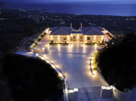 Manazil Mani Luxury Villas Estate.....6 bedrooms estate with two private pools.