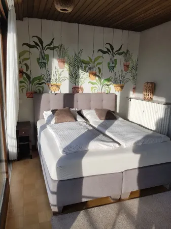 Spacious apartment with a panoramic view of the Rhine, Deutsches Eck and fortress Отели рядом с достопримечательностью «VFF Wehrtechnische Studiensammlung Koblenz»