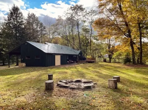 Triple Creek 3 bedroom Cabin near Mohican Park, Malabar Farms & Snow Trails Hotels in Worthington Township