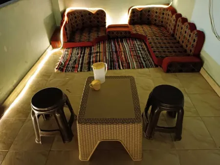 Private, rustic bedouin house 10 mnts walk to sea!!