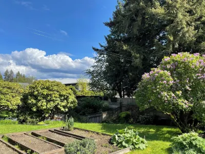 Ideal Home Hotel in zona Cullen's House in Twilight