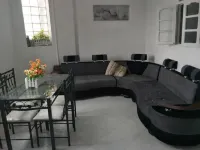 New apartment with swimming pool in downtown Tlemcen. Very quiet neighborhood. Hotels in Tlemcen