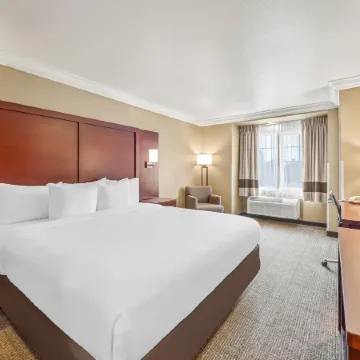 Comfort Inn & Suites Salinas Отели в г. Салинас