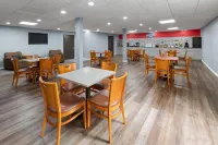 Baymont by Wyndham Iron Mountain - Desayuno