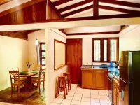 Comfort Oasis- Pavones 5 Min Hotels in Pavones