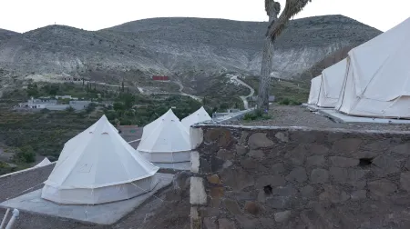 Kawiil glamping Отели в г. Real de Catorce