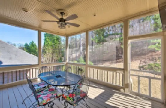 Updated Mableton Home ~ 14 Miles to Downtown ATL!