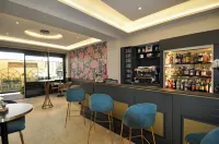 Cavour 30Tre - Hotel Moderno