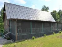 The Cave Run Lake Cabin Hotels in Menifee County