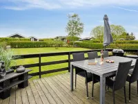 "Elvina" - 200m from the Sea