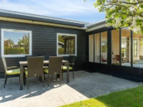 "Nantje" - 300m from the sea