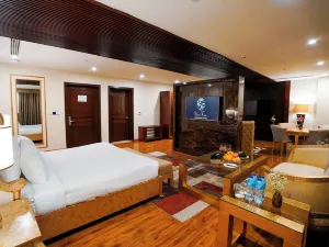 Nine Tree Luxury Hotel & Suites Lahore