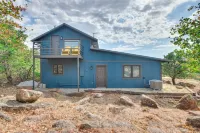 Modern Mtn-view Designer Home in Medicine Park - 3 stjerner