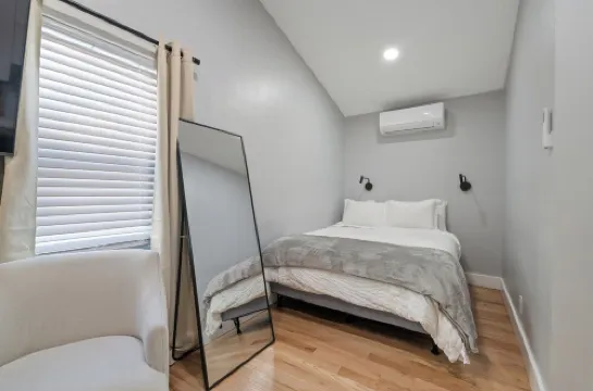 Lunavista Cozy Studio Hotels in Hempstead