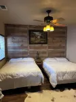 Entire Farmhouse Decatur —-5 minutes from the city Hotels in Decatur